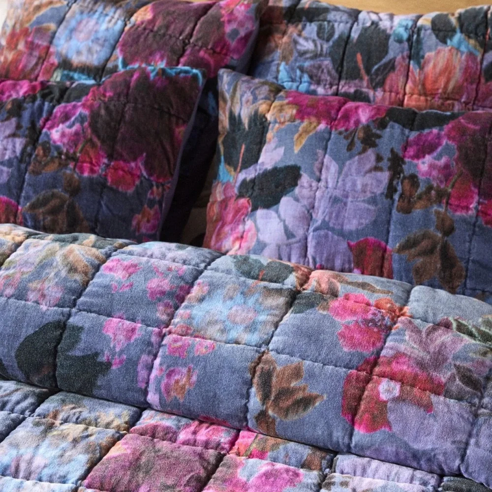 Anthropologie Imogen Velvet Floral King Quilt